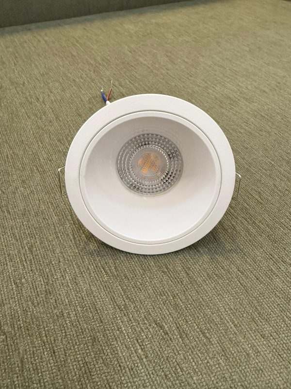 Spotlight 1 - Image 3