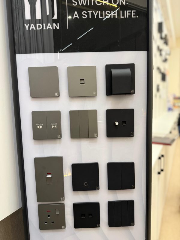 Ultra slim model switches