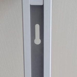 Normal surface track ,colour(white and black)